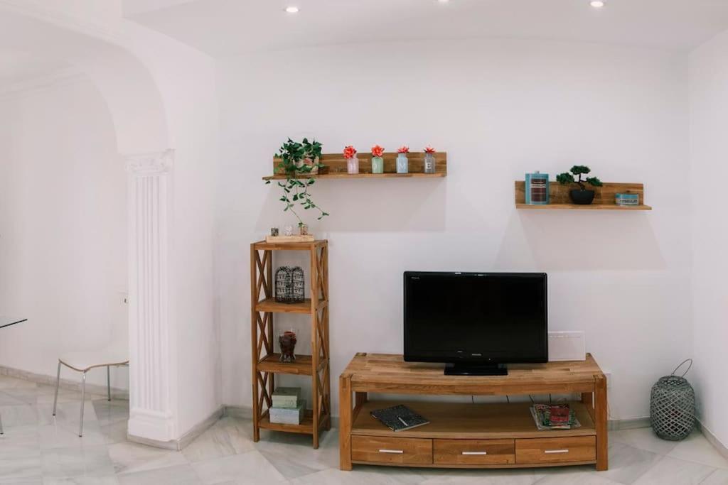 Apartamento Wonderful 3 Bedroom Flat In The Heart Of Triana