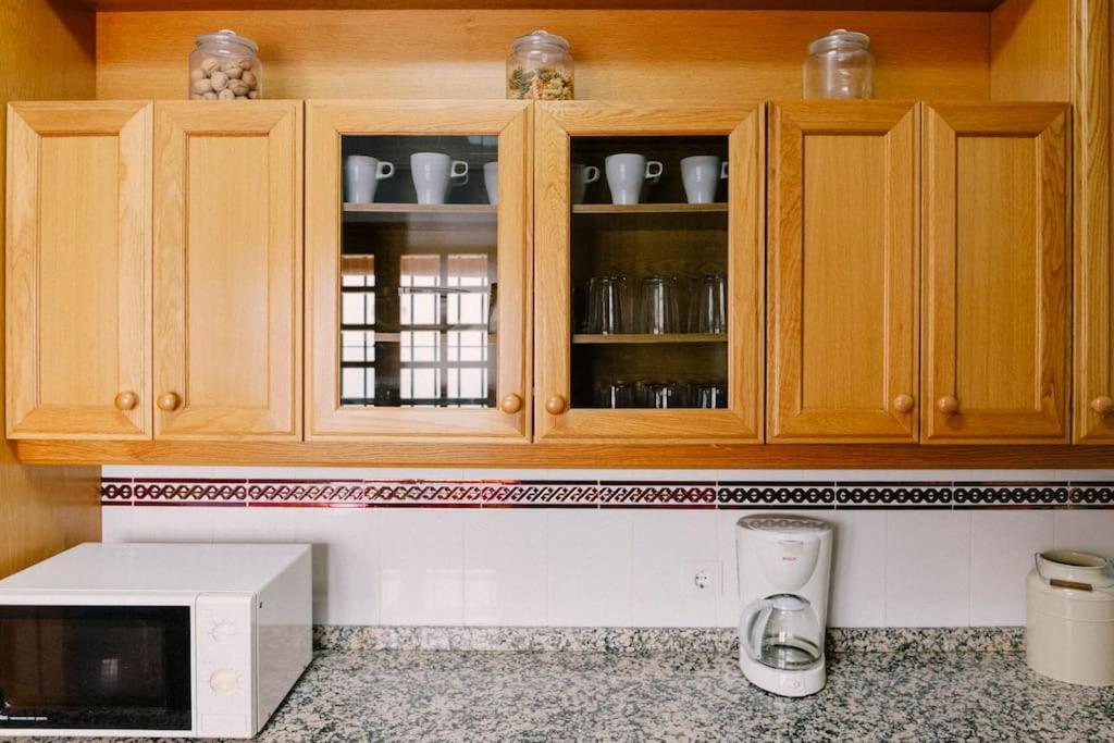 Wonderful 3 Bedroom Flat In The Heart Of Triana Apartamento