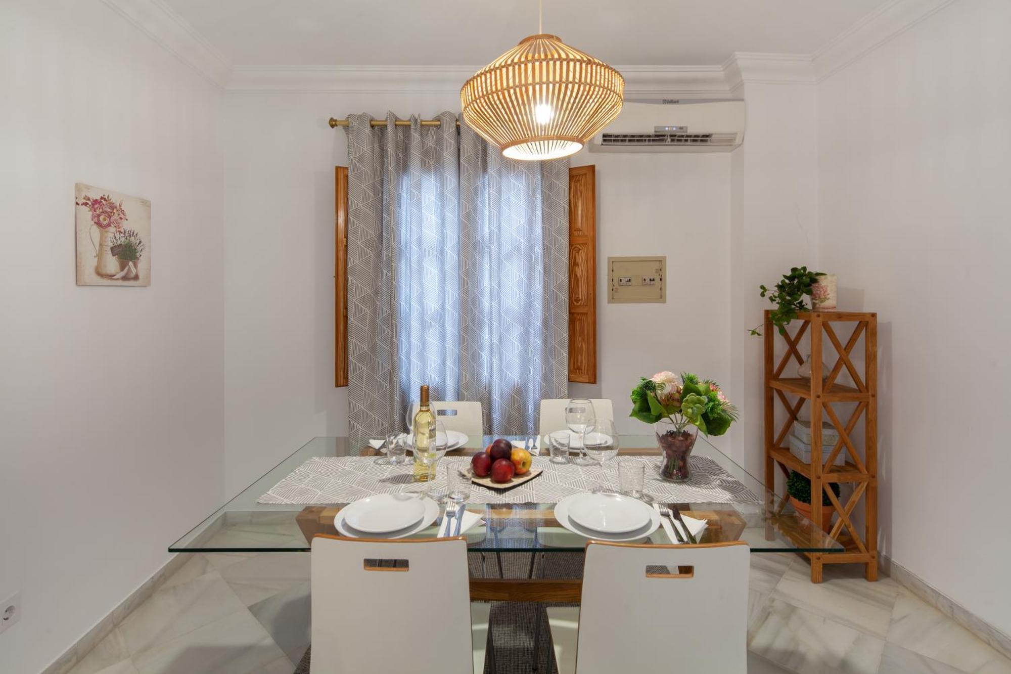 Wonderful 3 Bedroom Flat In The Heart Of Triana * Seville